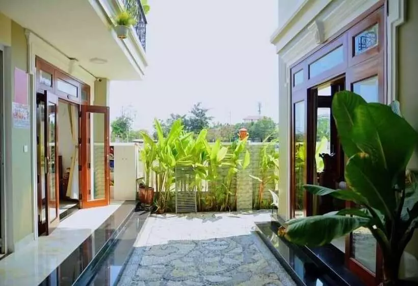 پانسیون Villa Lake Shore Hoi An