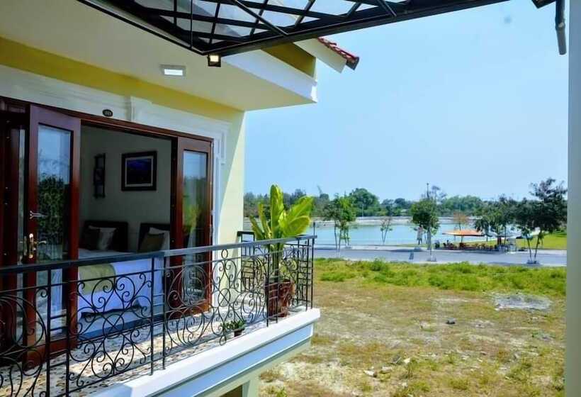 پانسیون Villa Lake Shore Hoi An