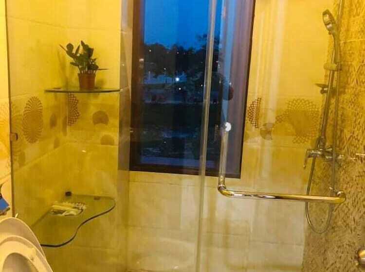 پانسیون Villa Lake Shore Hoi An