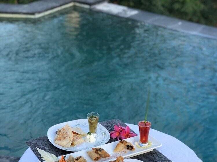 צימר The Lavana Tanjung Lima Laboan Bajo Villas