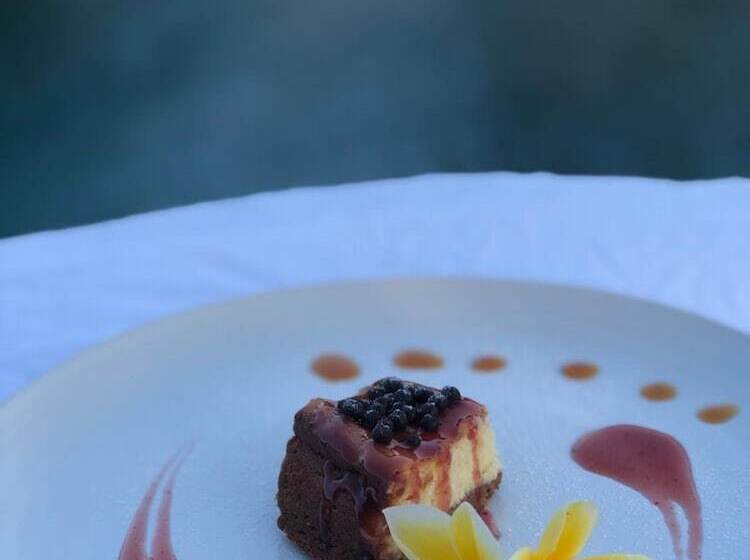 צימר The Lavana Tanjung Lima Laboan Bajo Villas