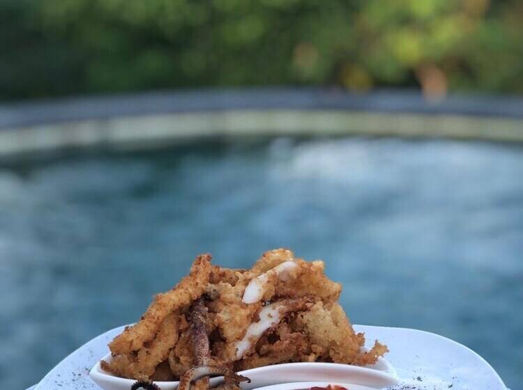 צימר The Lavana Tanjung Lima Laboan Bajo Villas