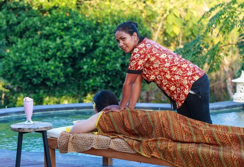 צימר The Lavana Tanjung Lima Laboan Bajo Villas