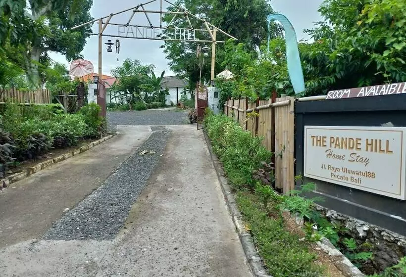 ベッドアンドブレックファースト The Pande Hill Homestay