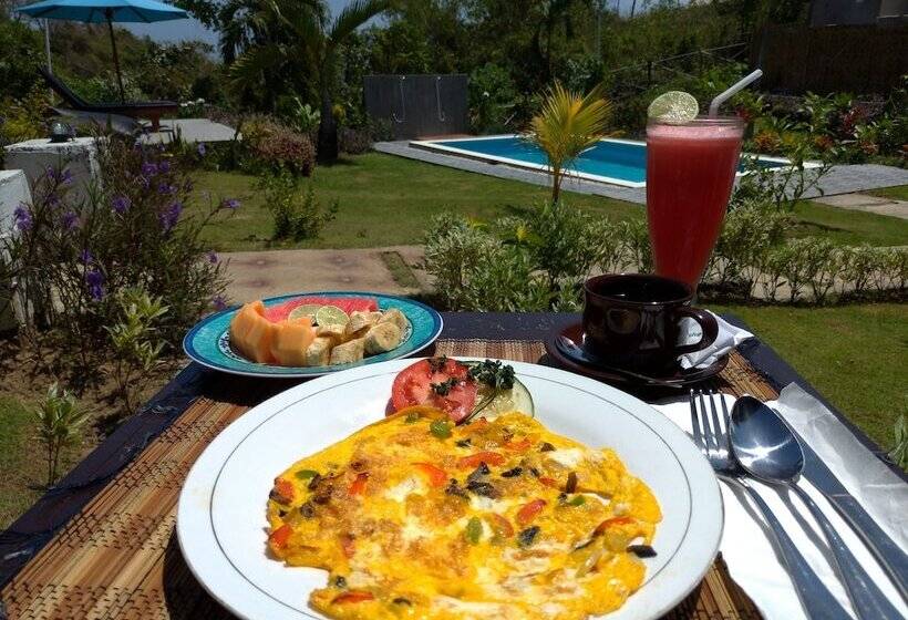 تختخواب و صبحانه The Pande Hill Homestay