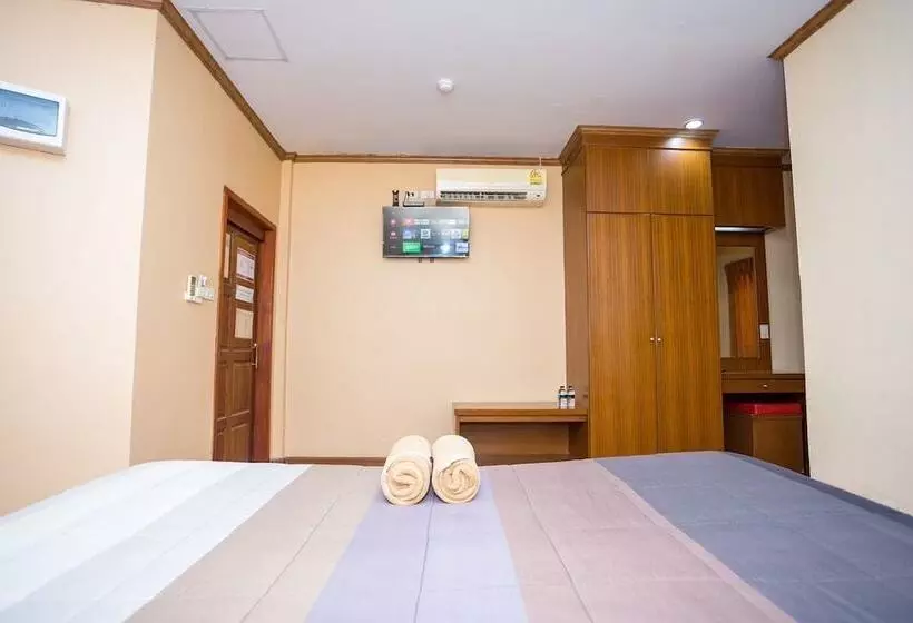 مسافرخانه M.p Resort Krabi