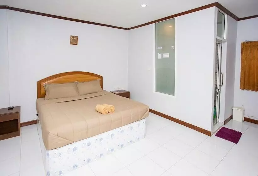 مسافرخانه M.p Resort Krabi