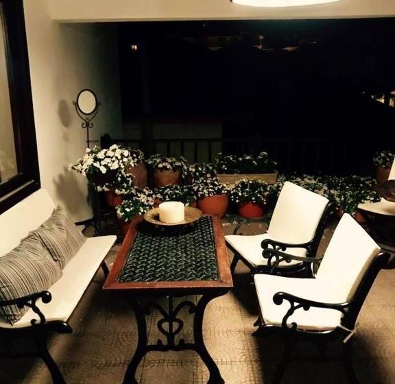 Hotel Afroditi Arhontiko