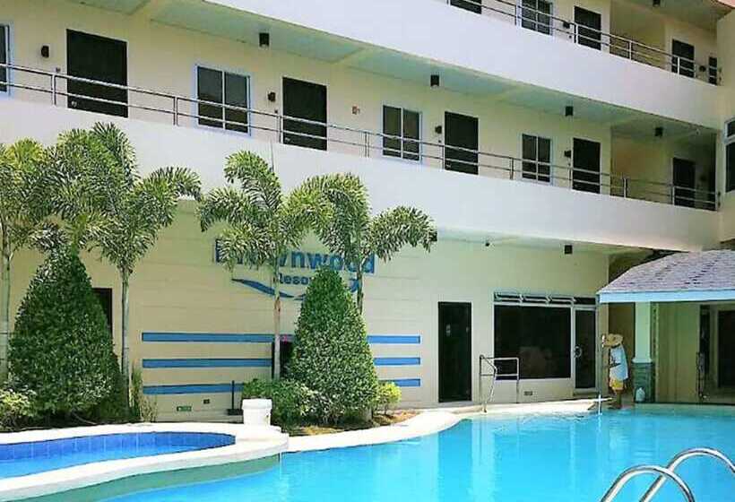 Отель Brownwood Resort &