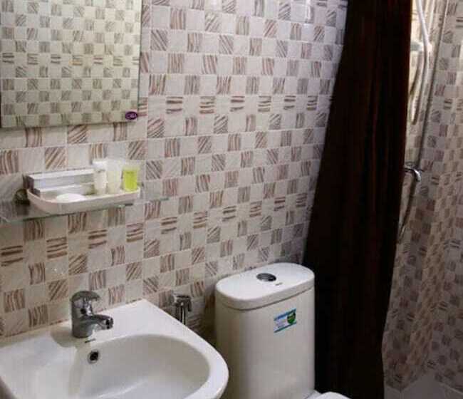 Отель Brownwood Resort &