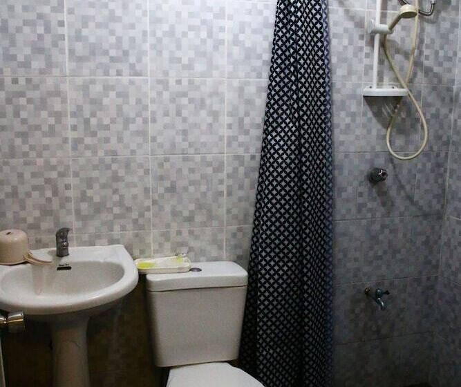 Отель Brownwood Resort &