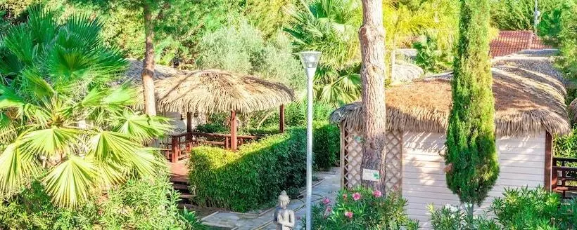 ホテル Camping La Croix Du Sud