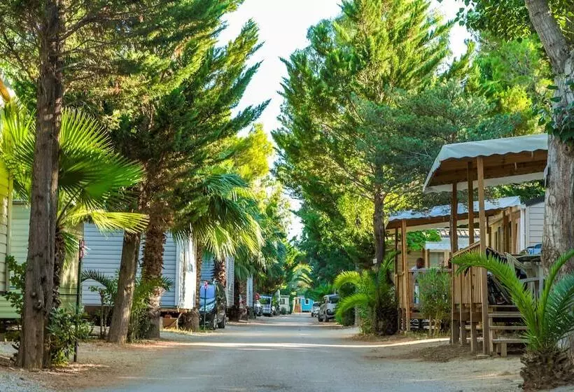 ホテル Camping La Croix Du Sud