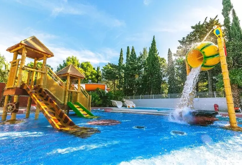 ホテル Camping La Croix Du Sud