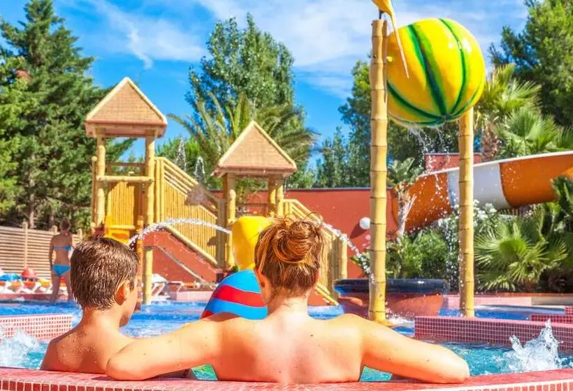 ホテル Camping La Croix Du Sud