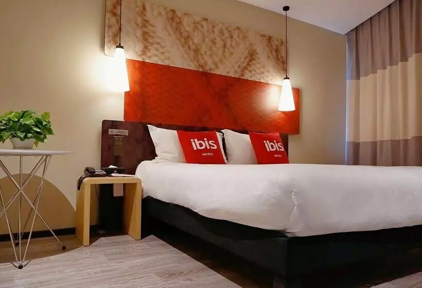 ホテル Ibis Jiayuguan Railway Station