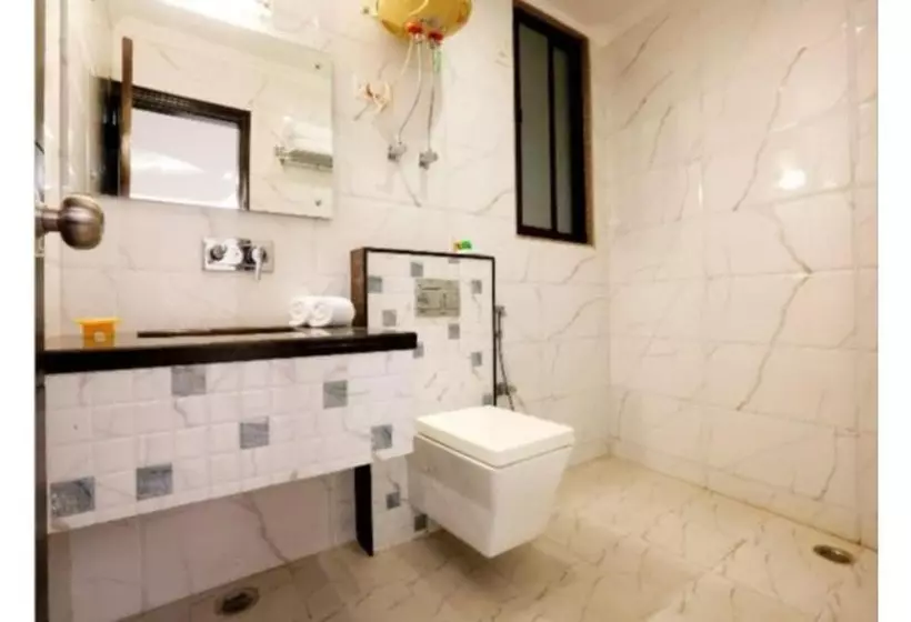 ホテル Sarovar Portico Surajkund