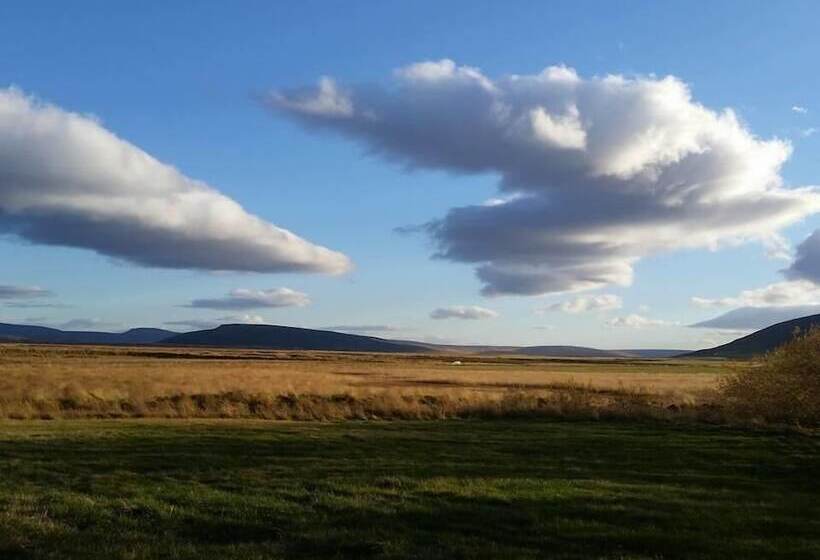 پانسیون Granastaðir Guesthouse