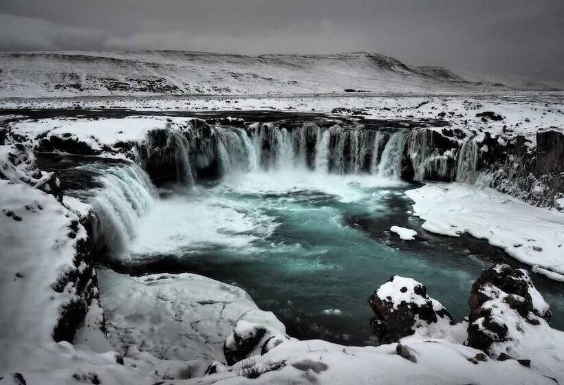 پانسیون Granastaðir Guesthouse