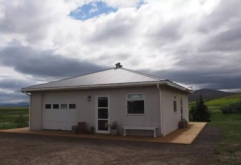 پانسیون Granastaðir Guesthouse