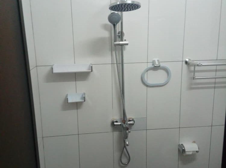 پانسیون Sarada Lodge