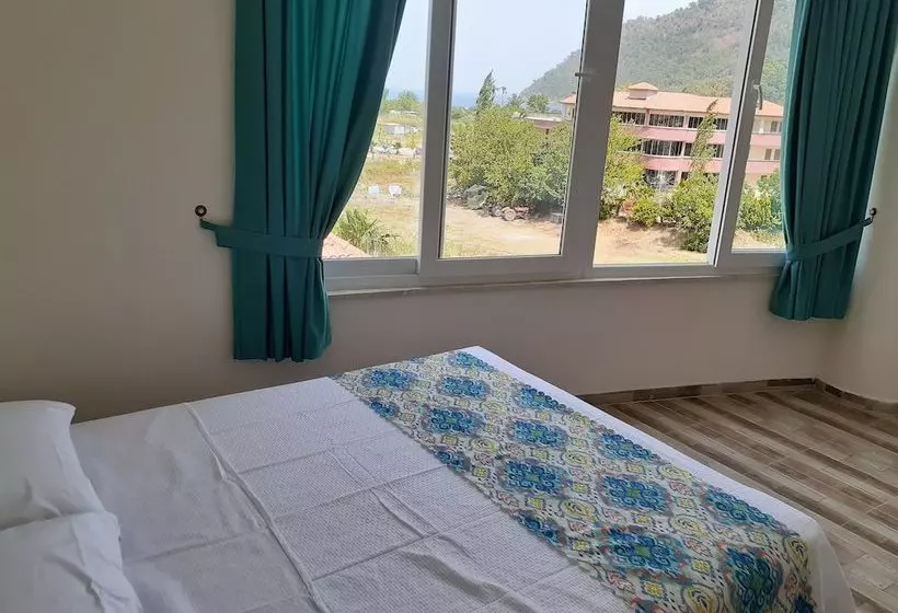 Ada Arasi Otel