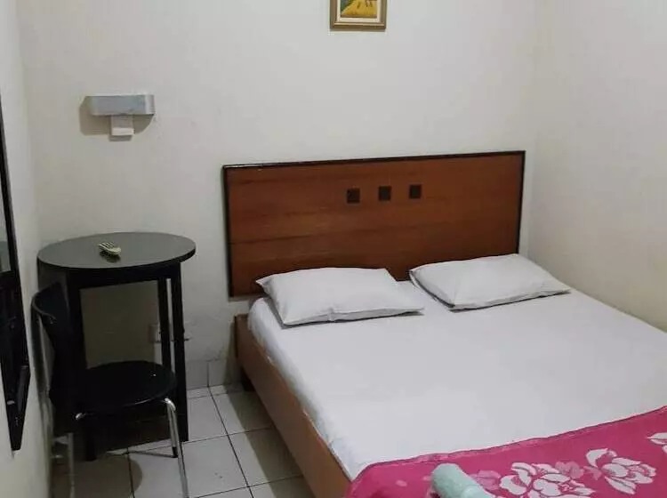 ユースホステル Mahkota Intan Syariah Balikpapan Redpartner