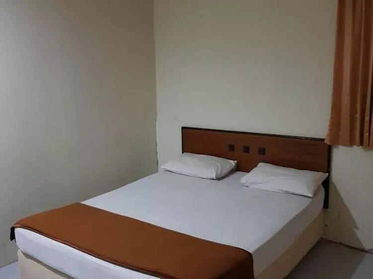 ユースホステル Mahkota Intan Syariah Balikpapan Redpartner