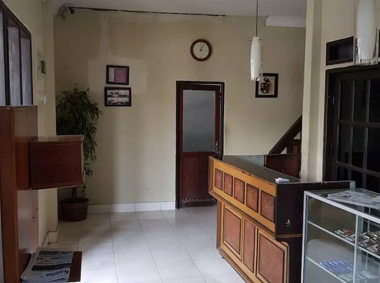 ユースホステル Mahkota Intan Syariah Balikpapan Redpartner