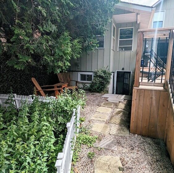 Bayfield Boutique B&b