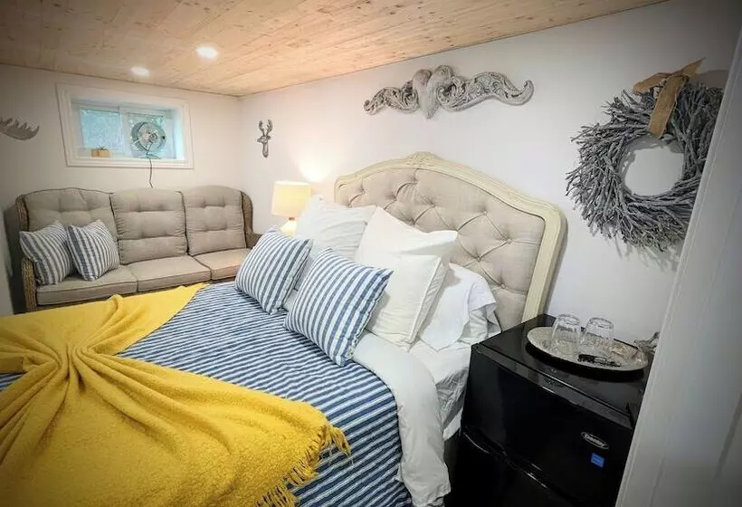 Bayfield Boutique B&b