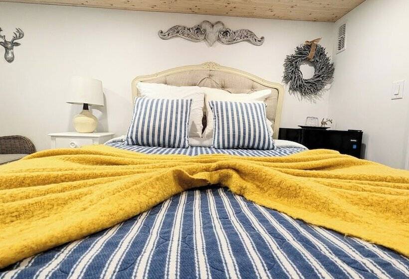 Bayfield Boutique B&b