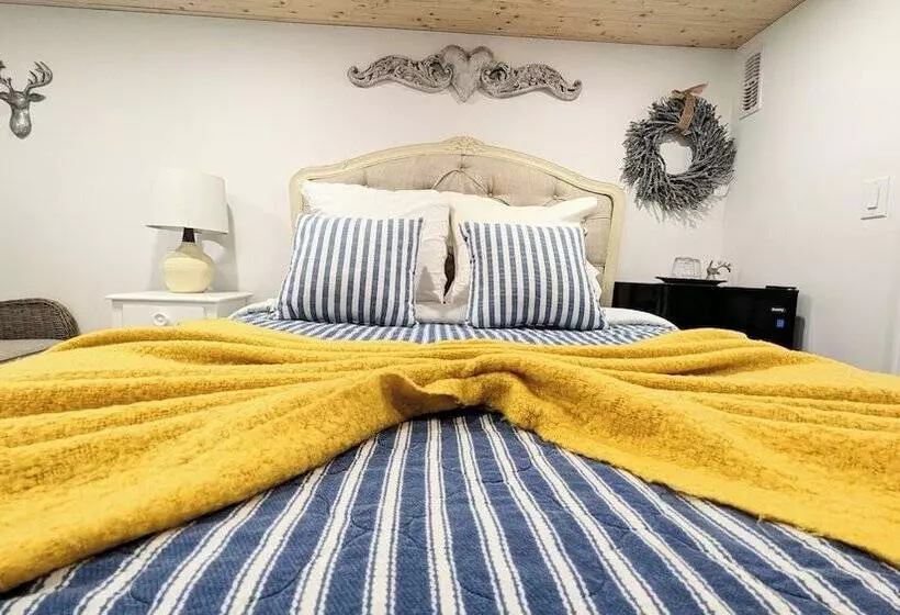 Bayfield Boutique B&b