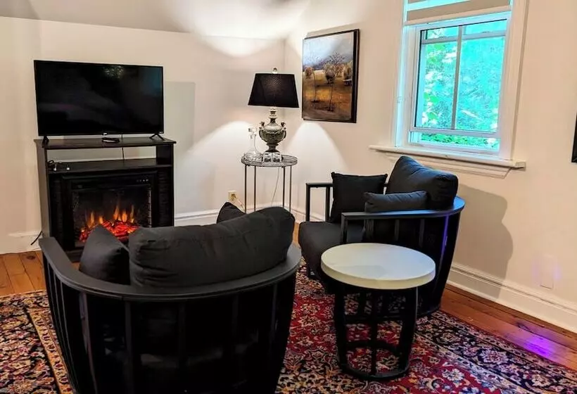 Bayfield Boutique B&b