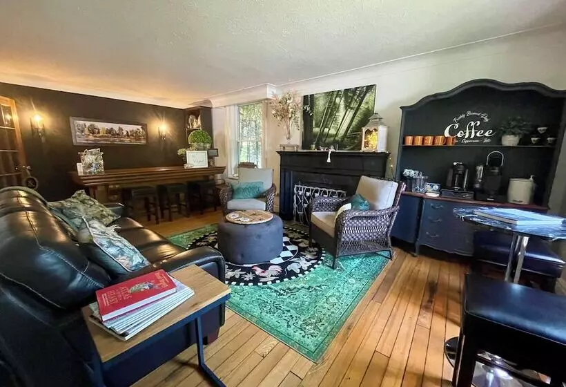 Bayfield Boutique B&b