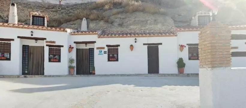 Cuevas Al Qulayat