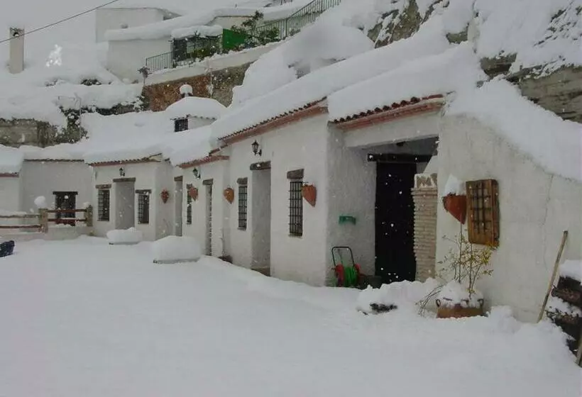 Cuevas Al Qulayat