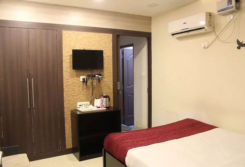 ホテル Adb Rooms Park Inn Varanasi