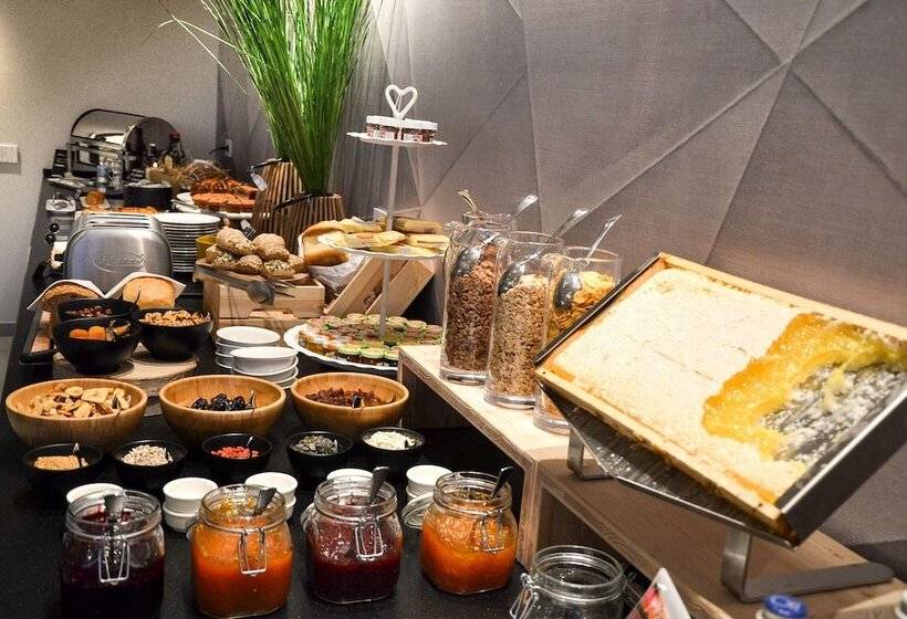 هتل Be Place Adult Friendly