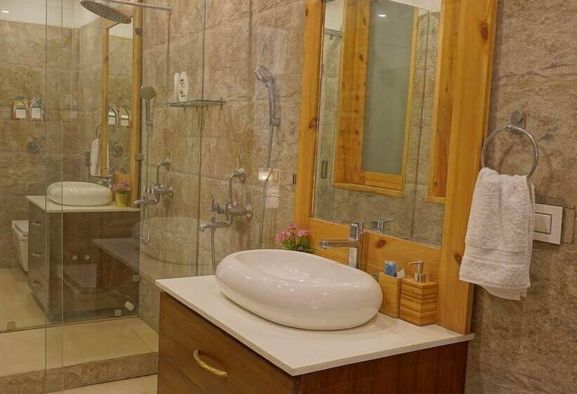 Hotel Boho Heights Kasauli