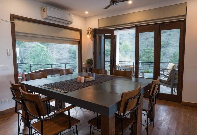 Hotel Boho Heights Kasauli