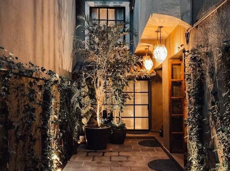 ホテル Casa Emilia B&b Boutique