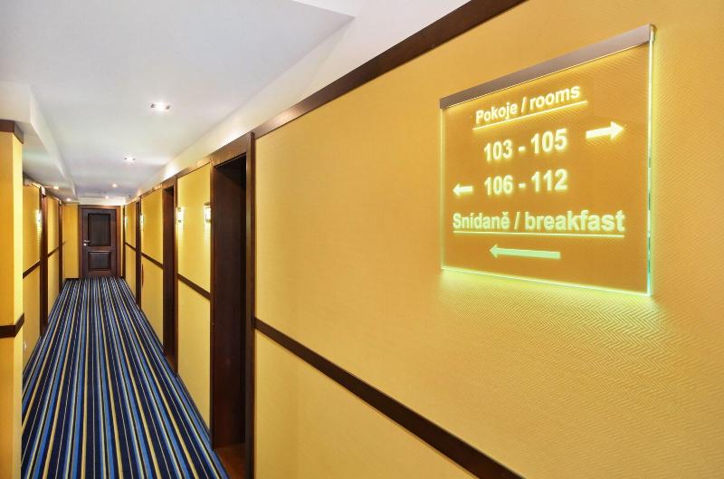 ホテル Central 1920