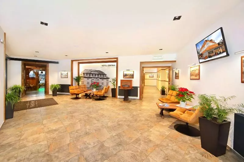 ホテル Central 1920