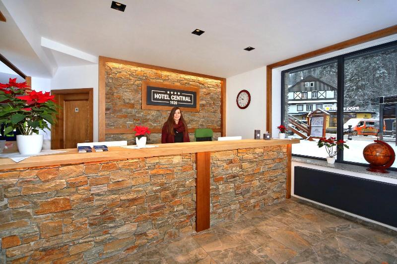 ホテル Central 1920