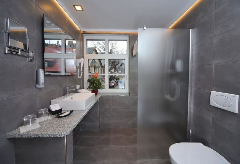 ホテル Central 1920