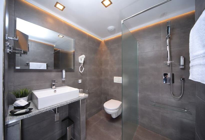 ホテル Central 1920