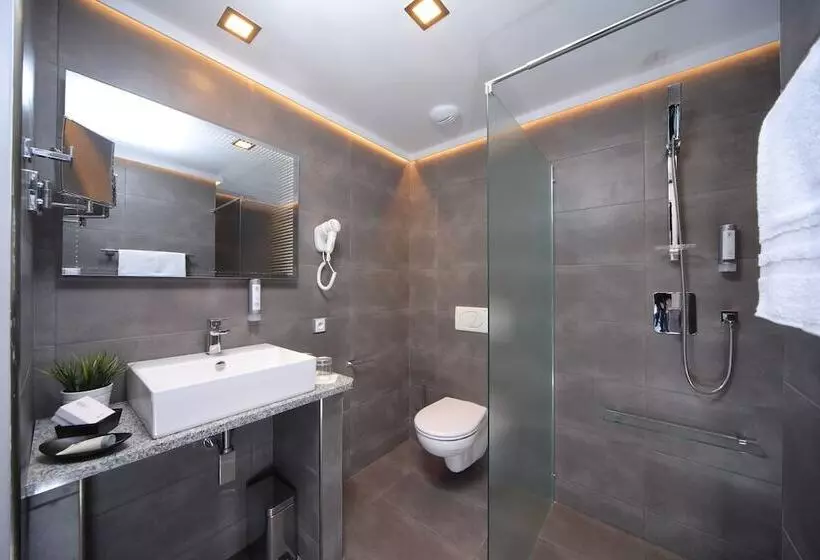 ホテル Central 1920