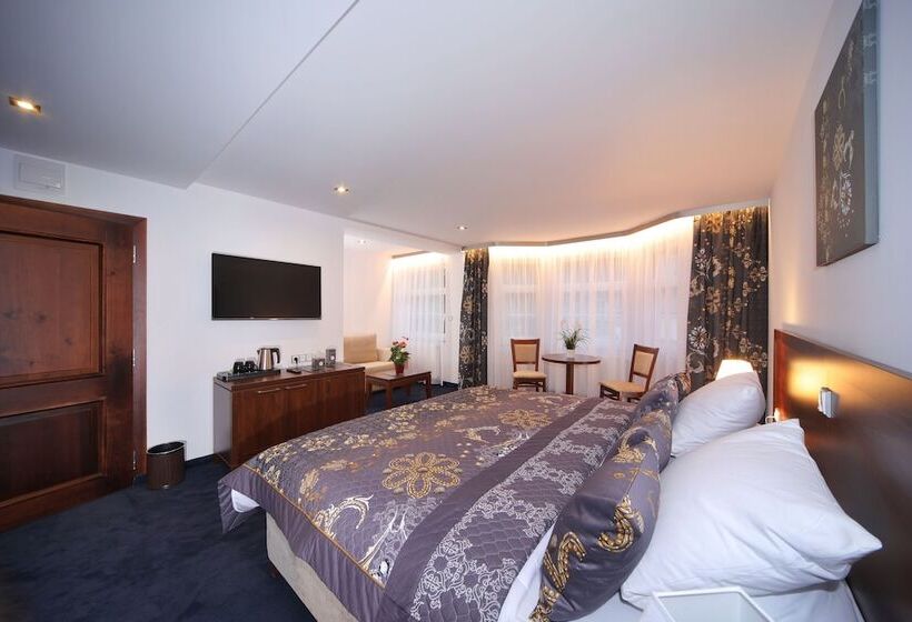 ホテル Central 1920