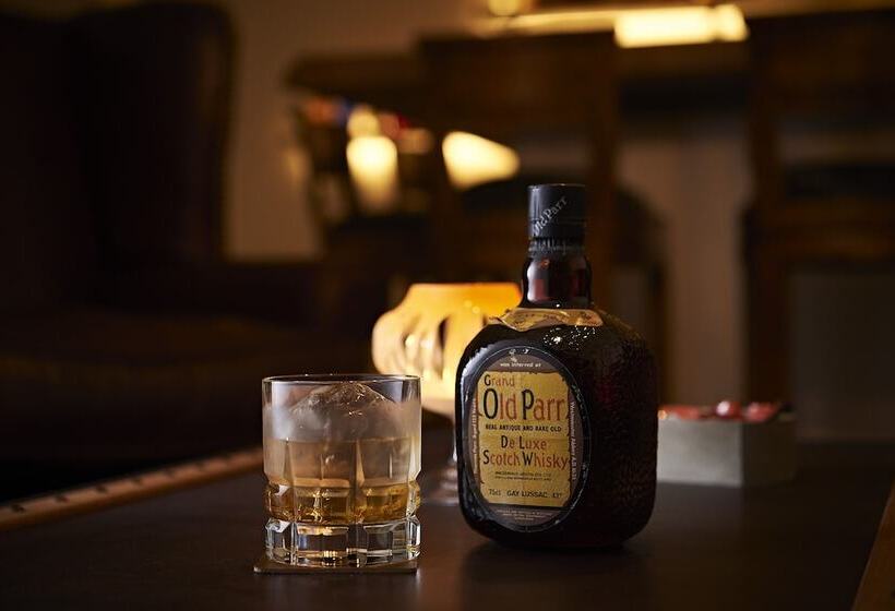 هتل Grand Bleu Gamin